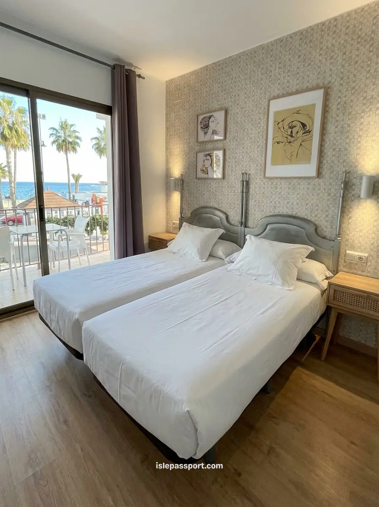 Sea-view hotel room in Torremolinos, overlooking the Costa del Sol coastline